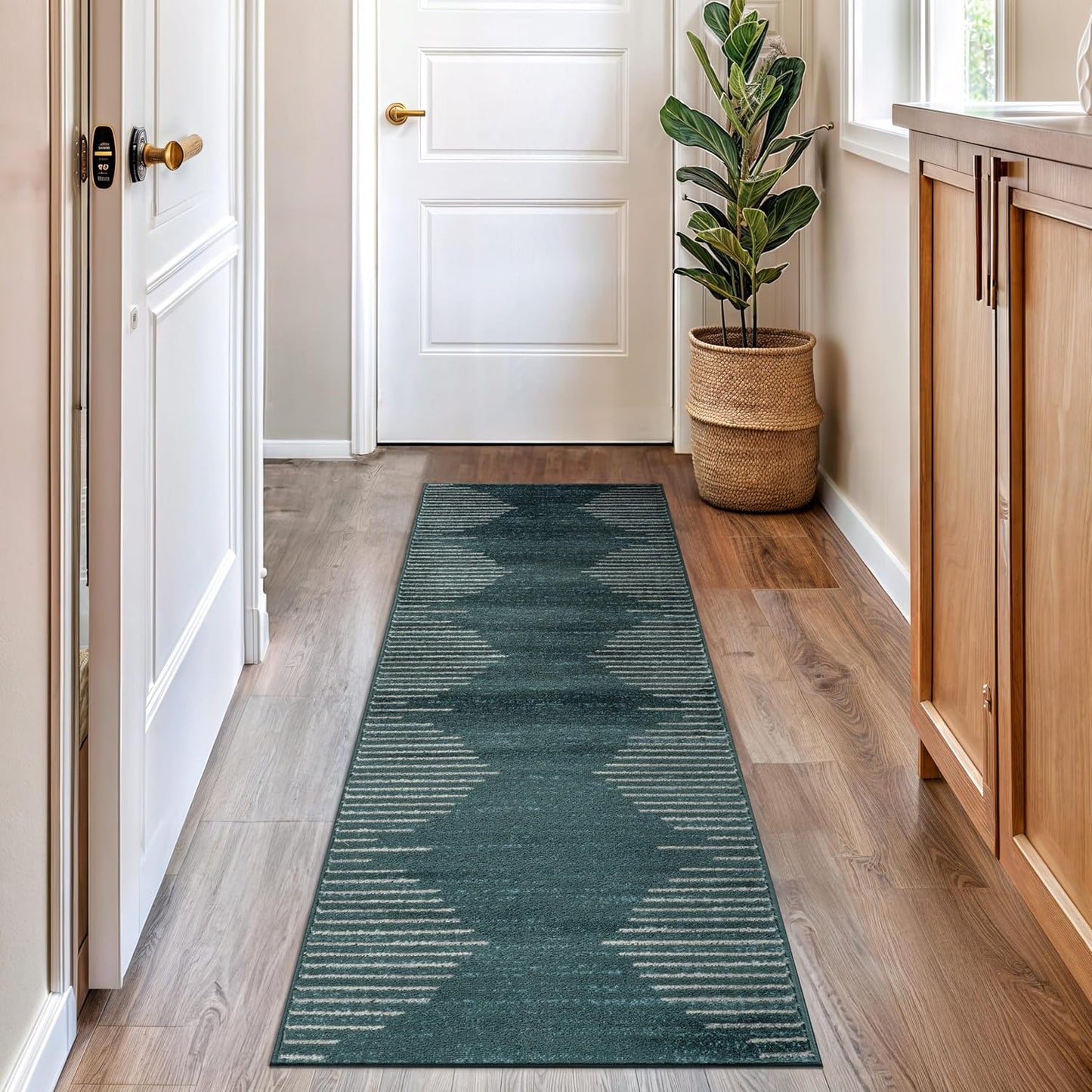Rugshop Bohemian Stripe Stain Resistant High Traffic Living Room Kitchen Bedroom Dining Home Office Round Rug 8' Cream