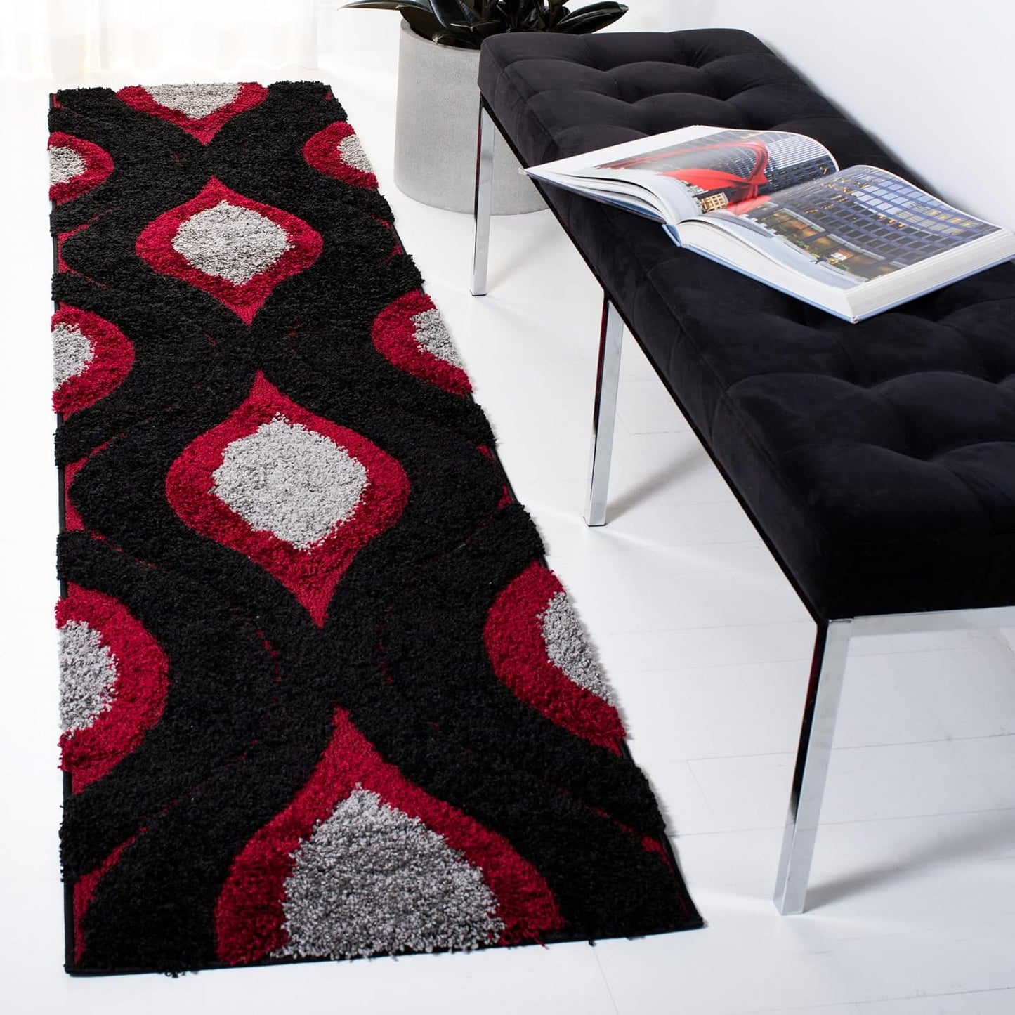 SAFAVIEH Florida Shag Collection Area Rug - 6'7" Round, Cream & Smoke, Modern Ogee Design, Non-Shedding & Easy Care, 1.2-inch Thick Ideal for High Traffic Areas in Living Room, Bedroom (SG461-1179)