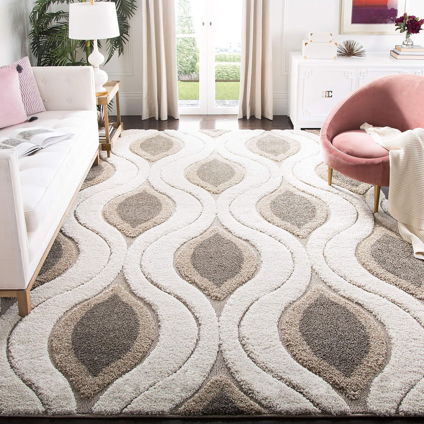 SAFAVIEH Florida Shag Collection Area Rug - 6'7" Round, Cream & Smoke, Modern Ogee Design, Non-Shedding & Easy Care, 1.2-inch Thick Ideal for High Traffic Areas in Living Room, Bedroom (SG461-1179)