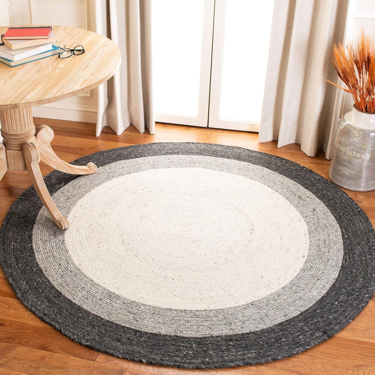 SAFAVIEH Braided Collection 7' Round Beige/Ivory BRD903B Handmade Country Cottage Reversible Wool Entryway Foyer Living Room Bedroom Kitchen Area Rug