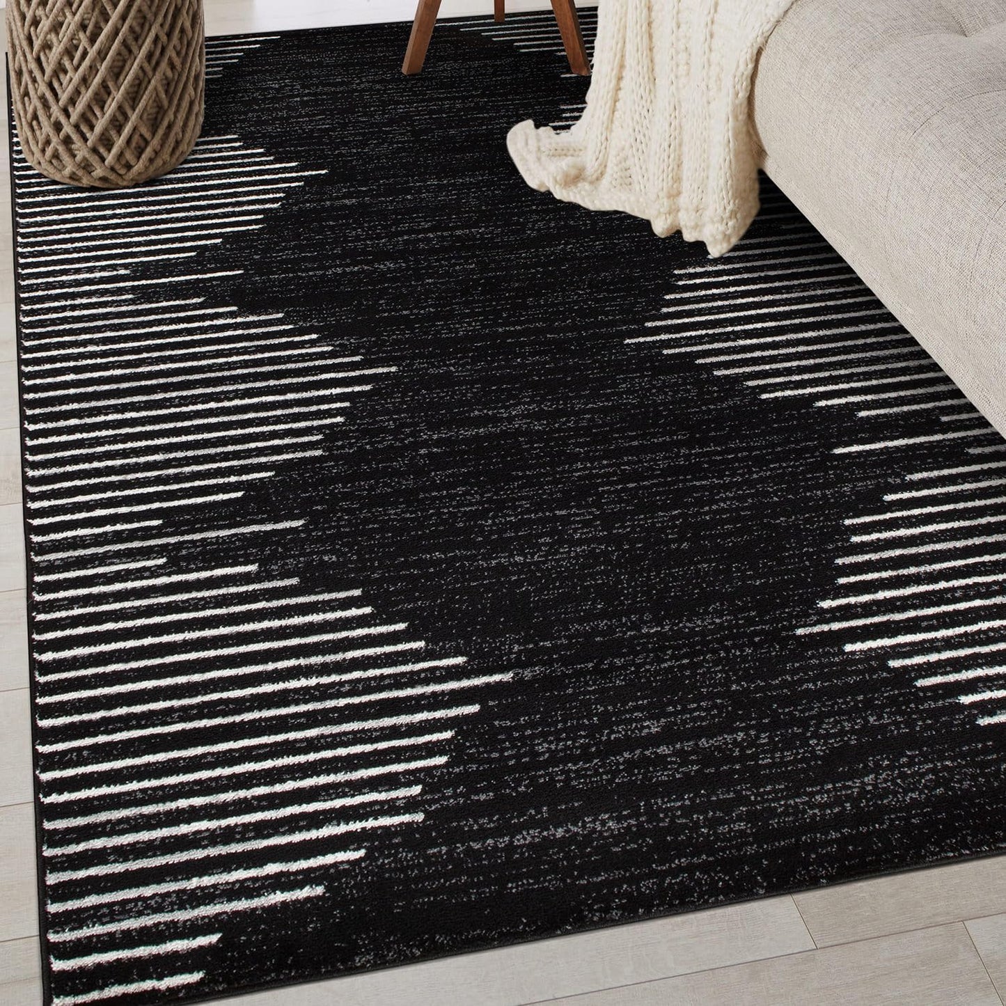 Rugshop Bohemian Stripe Stain Resistant High Traffic Living Room Kitchen Bedroom Dining Home Office Round Rug 8' Cream