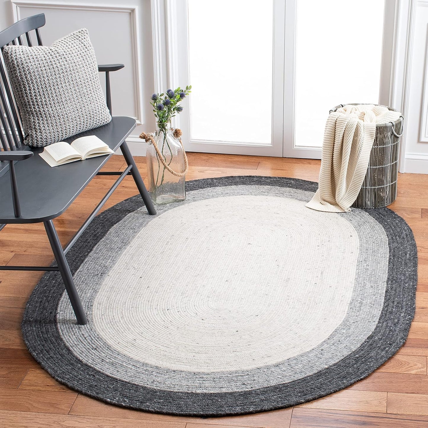 SAFAVIEH Braided Collection 7' Round Beige/Ivory BRD903B Handmade Country Cottage Reversible Wool Entryway Foyer Living Room Bedroom Kitchen Area Rug