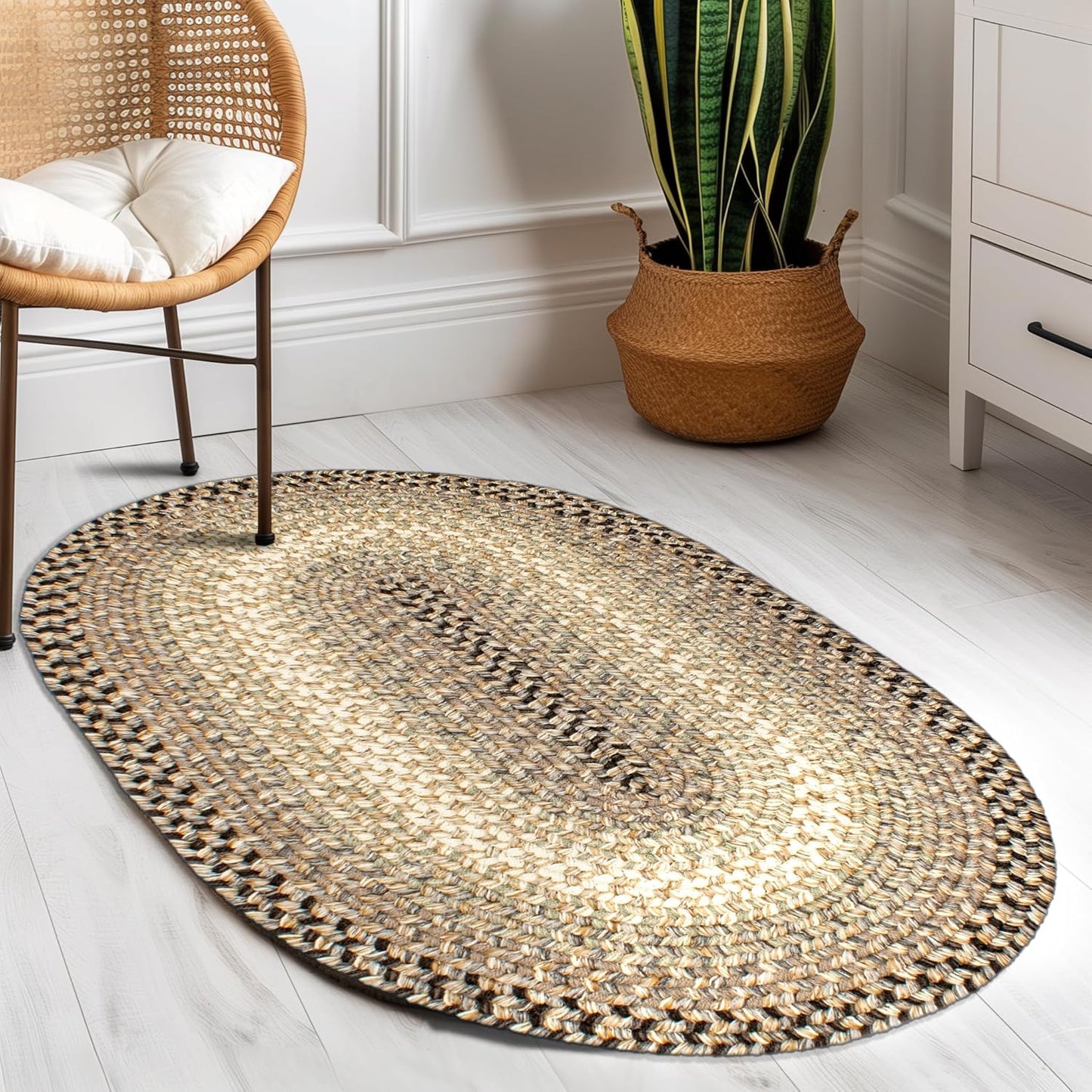 Super Area Rugs Braided Rugs Round 4ft Farmhouse Kitchen Rug - Ridgewood Gray Braided Rug for Dining Room Table - Reversible - Indoor/Outdoor - Made in USA - Graphite/Beige, 4' Round
