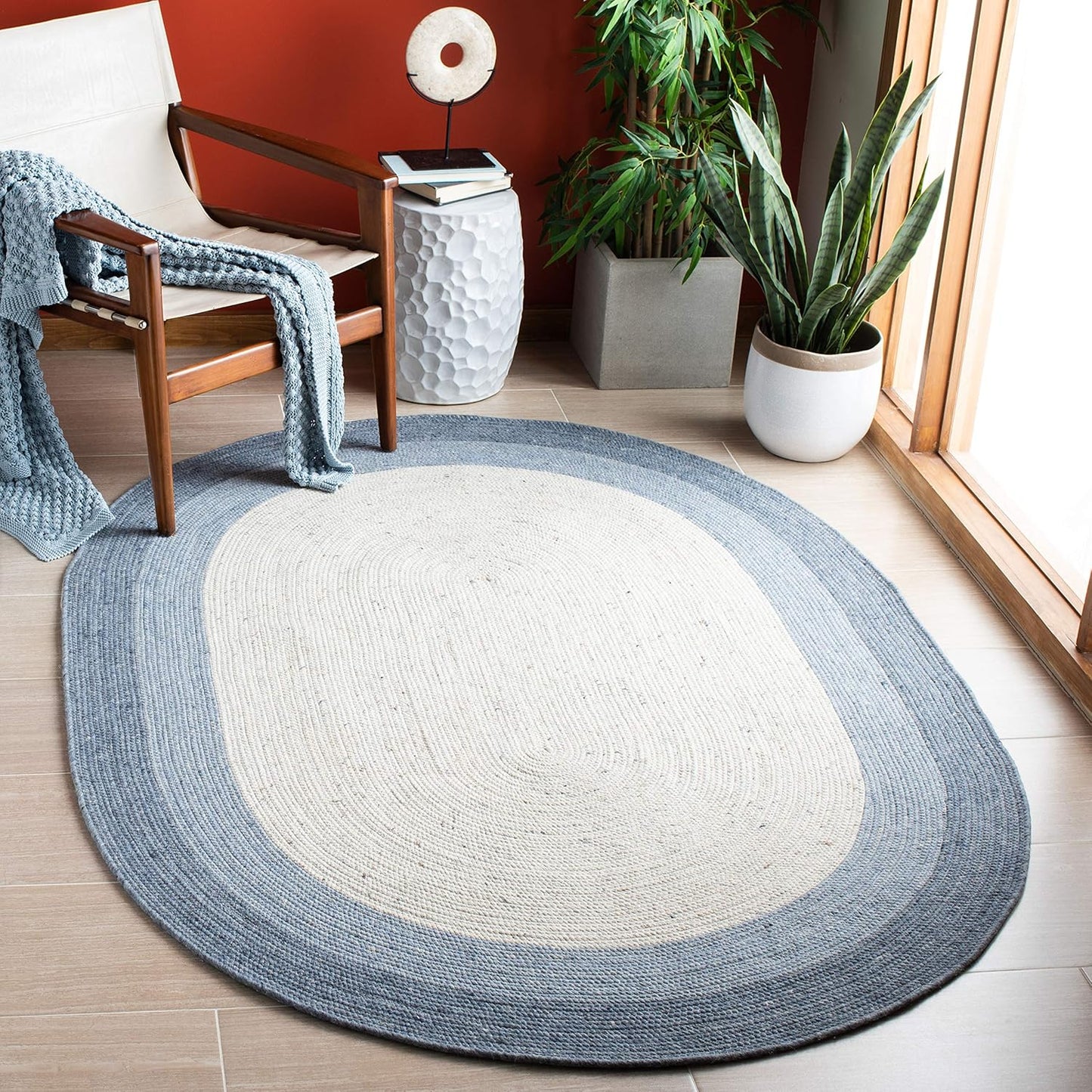 SAFAVIEH Braided Collection 7' Round Beige/Ivory BRD903B Handmade Country Cottage Reversible Wool Entryway Foyer Living Room Bedroom Kitchen Area Rug