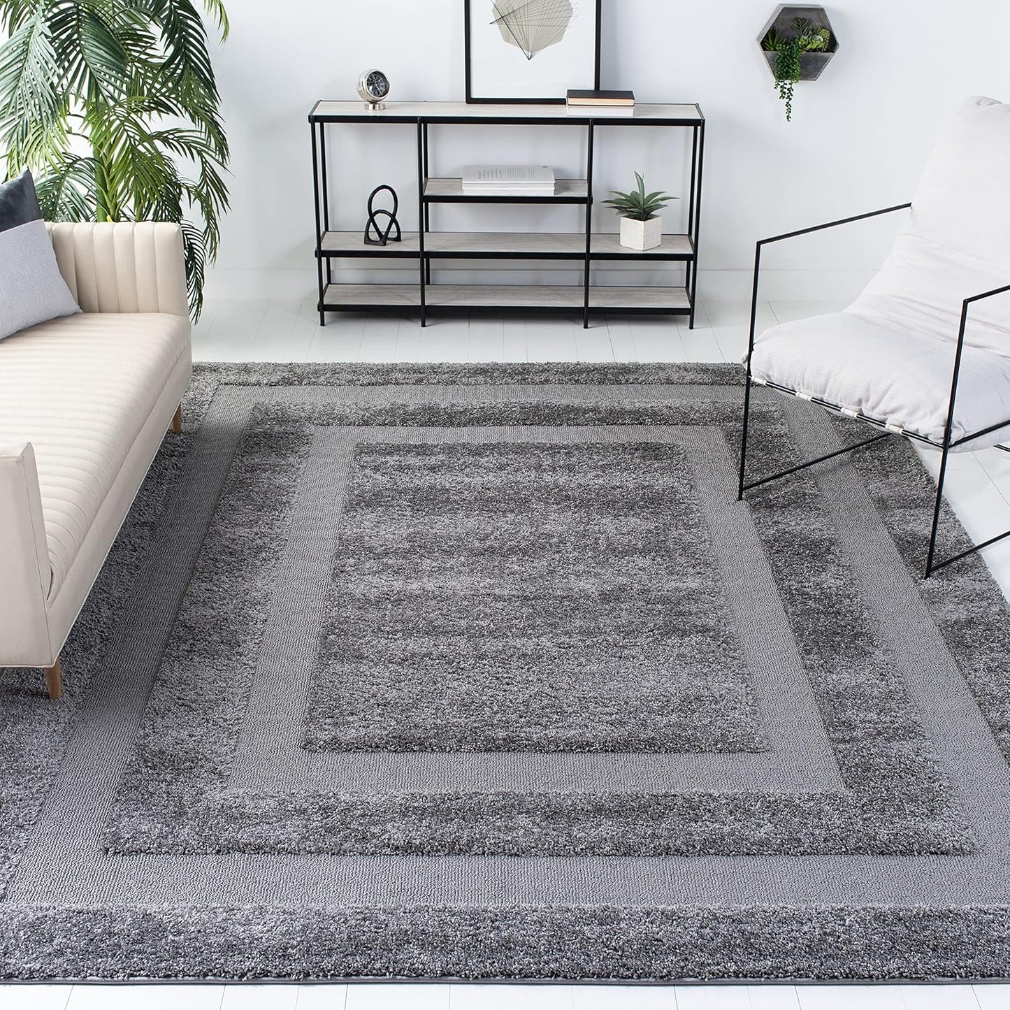 SAFAVIEH Florida Shag Collection Area Rug - 6'7" Round, Creme & Creme, Border Design, Non-Shedding & Easy Care, 1.2-inch Thick Ideal for High Traffic Areas in Living Room, Bedroom (SG454-1111)